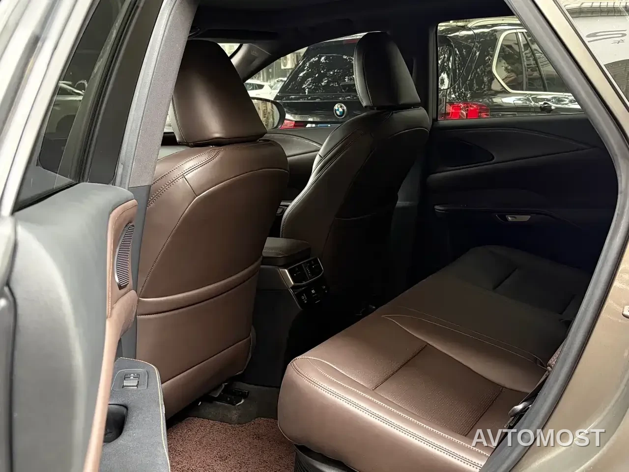 Lexus RX 2023 350h 2WD Comfort Edition — фото 8