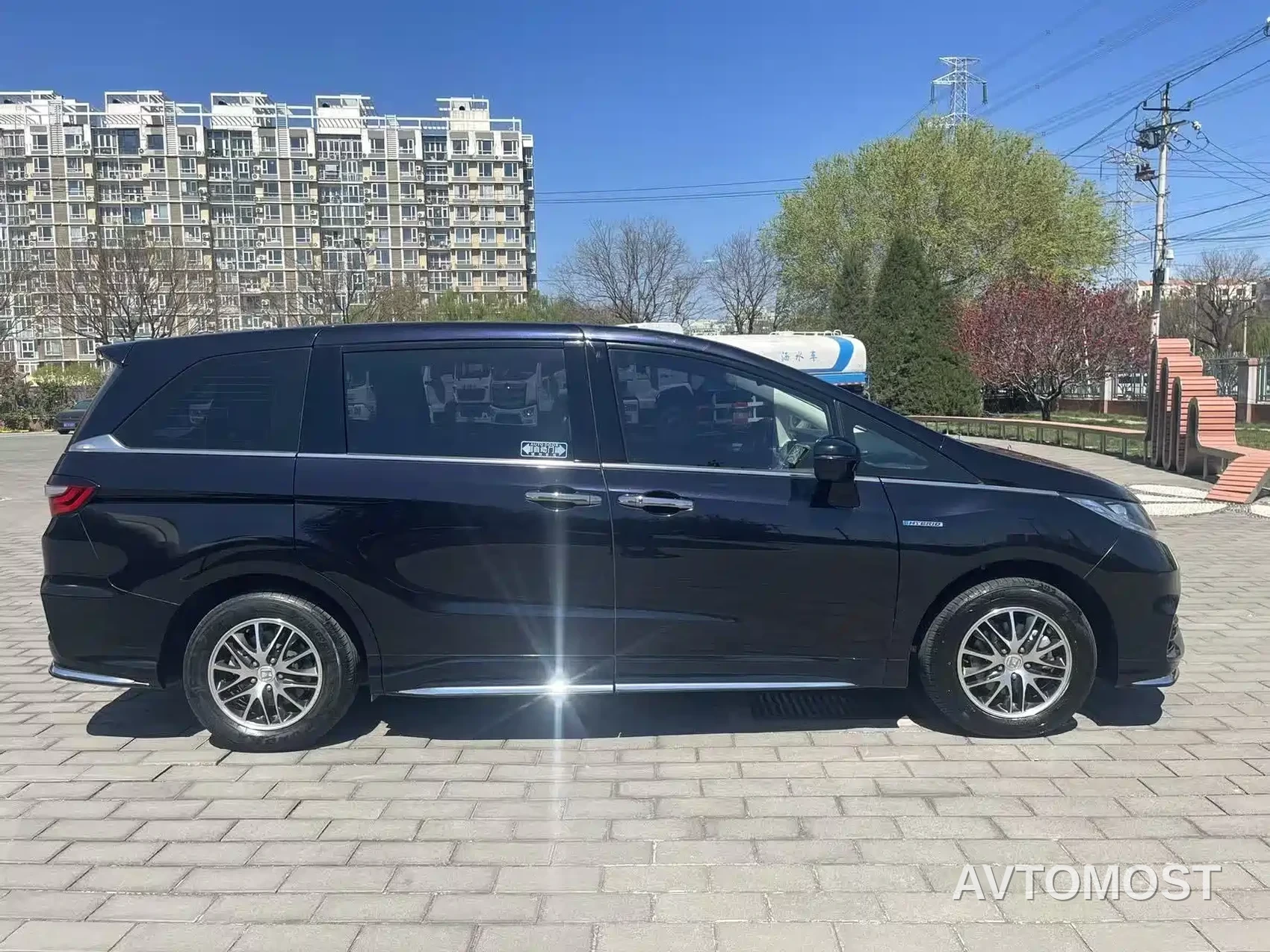 Honda Odyssey 2021 2.0L Sharp Comfort Edition — фото 4