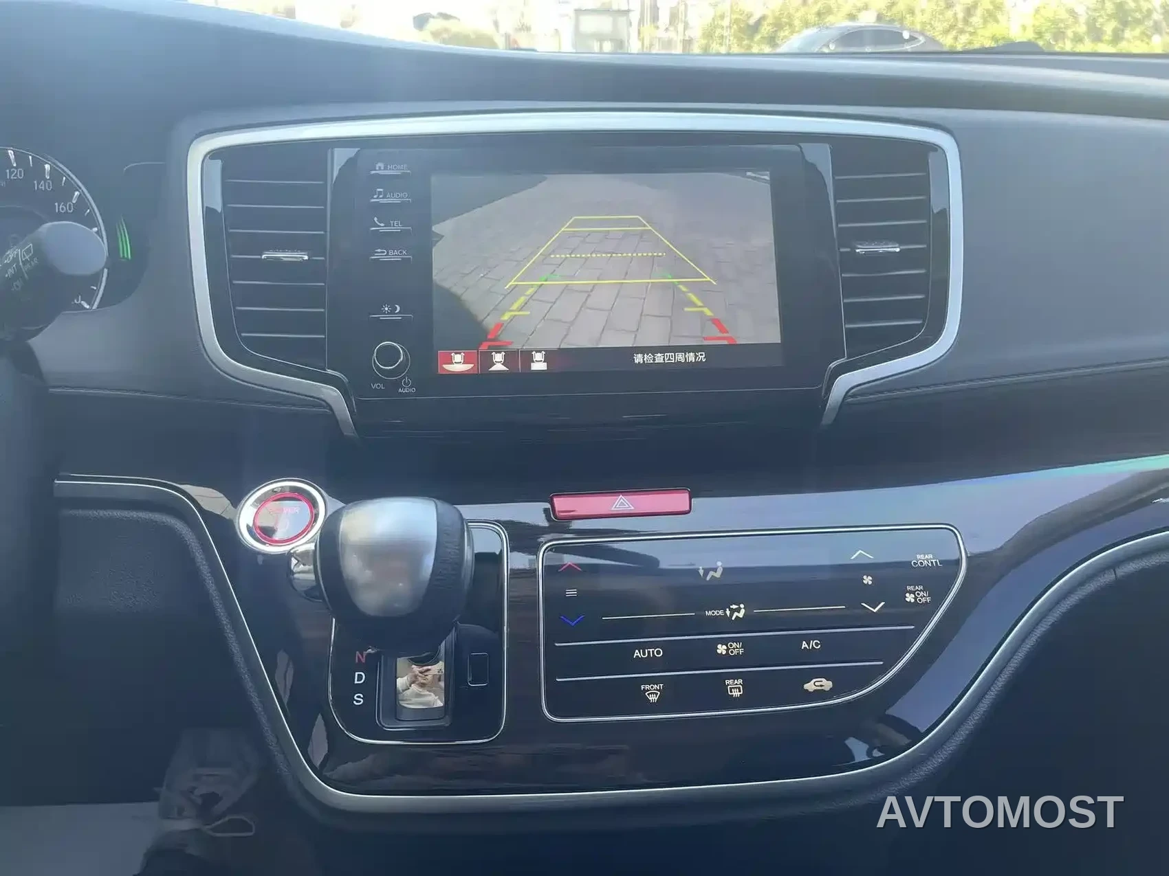 Honda Odyssey 2021 2.0L Sharp Comfort Edition — фото 19