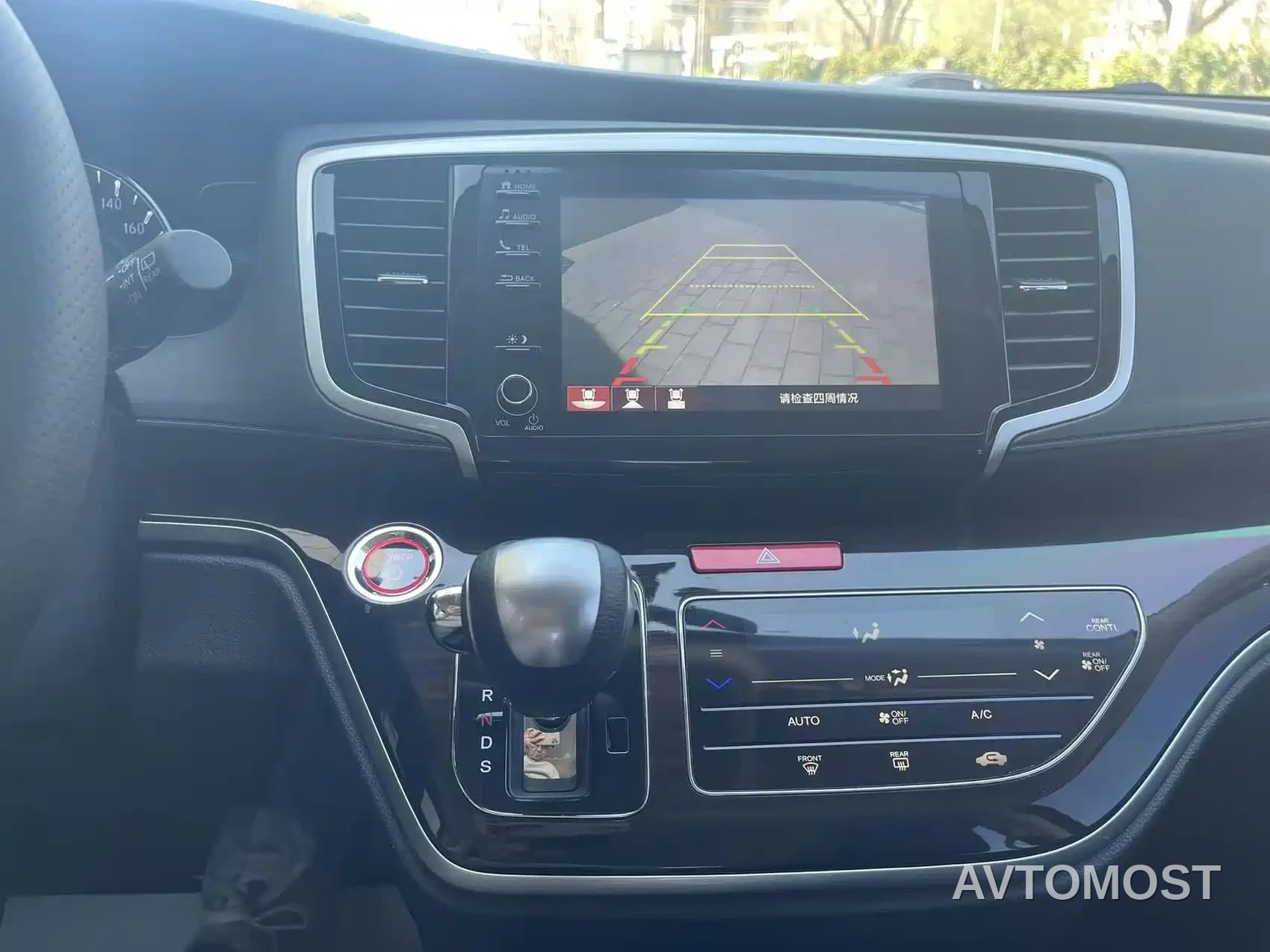 Honda Odyssey 2021 2.0L Sharp Comfort Edition — фото 20