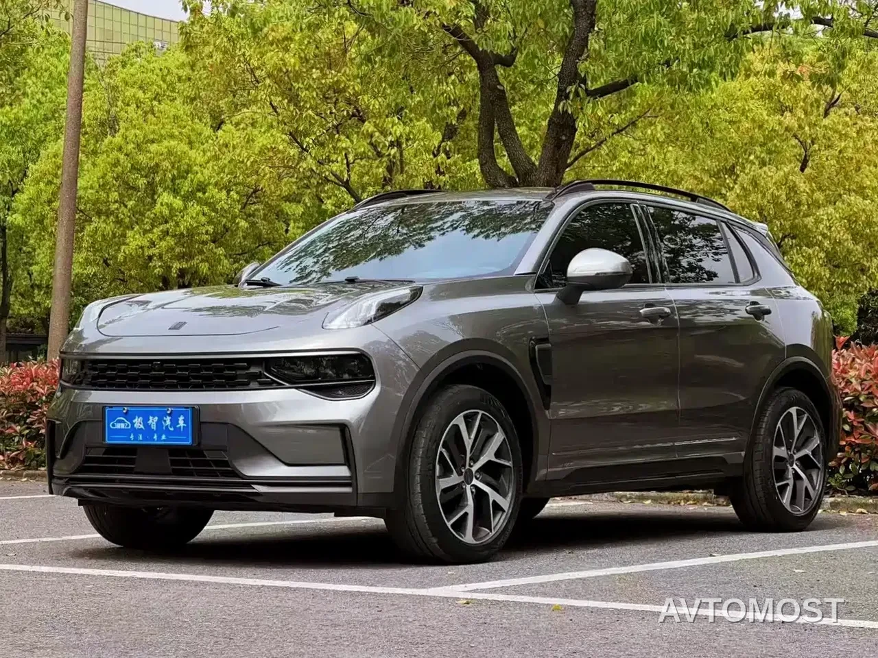 Lynk & Co 01 EM-P 2022 1.5TD PHEV Plus — фото 1