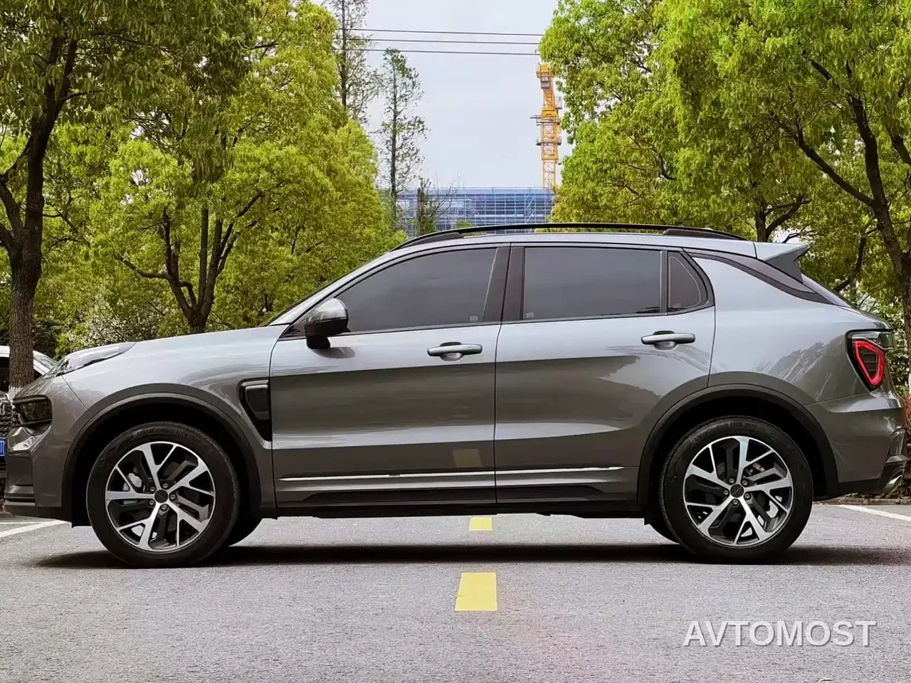Lynk & Co 01 EM-P 2022 1.5TD PHEV Plus — фото 8