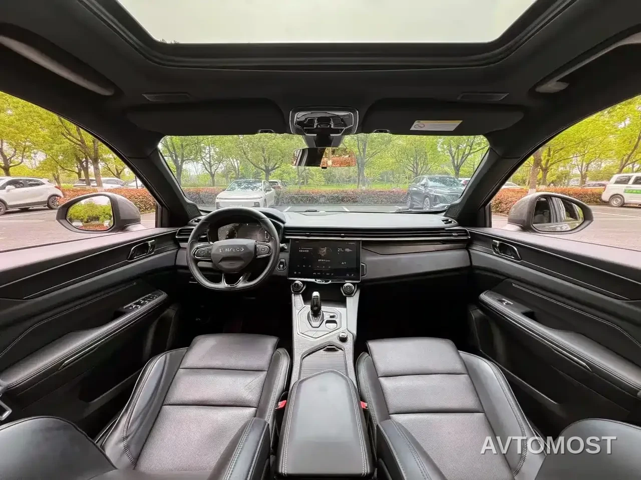 Lynk & Co 01 EM-P 2022 1.5TD PHEV Plus — фото 13