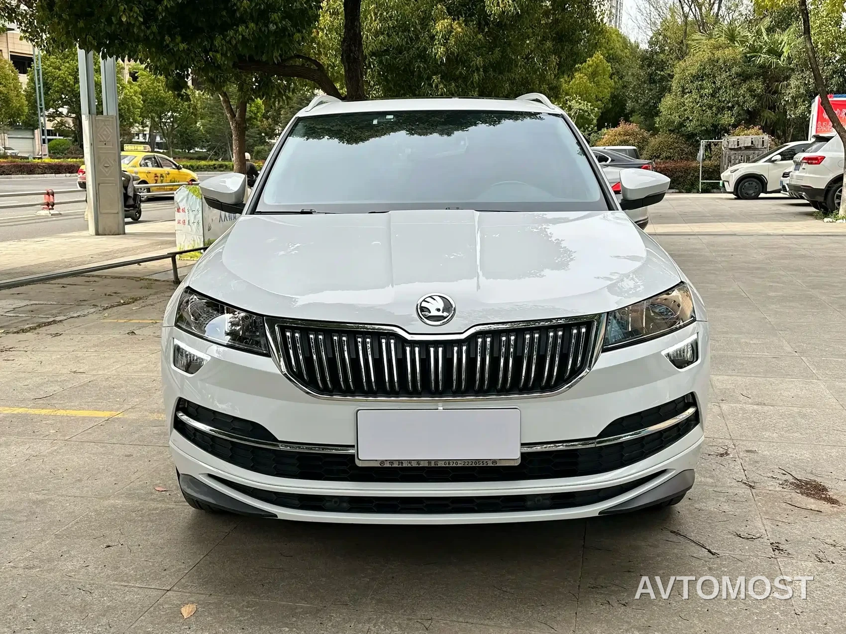 Škoda Karoq 2023 TSI280 Luxury Edition — фото 2