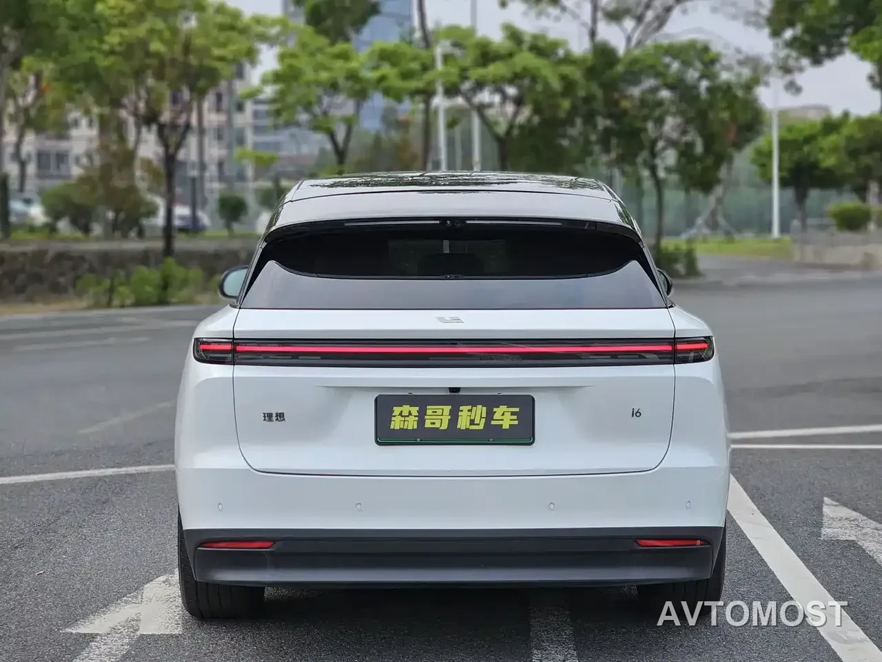 Li Auto i6 2025 2WD Base Model — фото 6