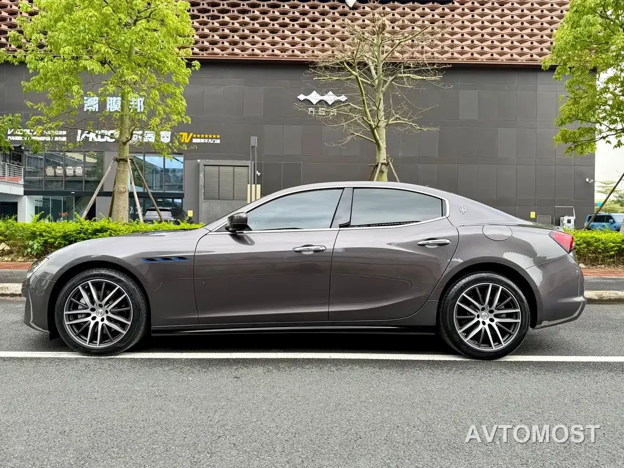 Maserati Ghibli 2021 2.0T Edge Edition — фото 7
