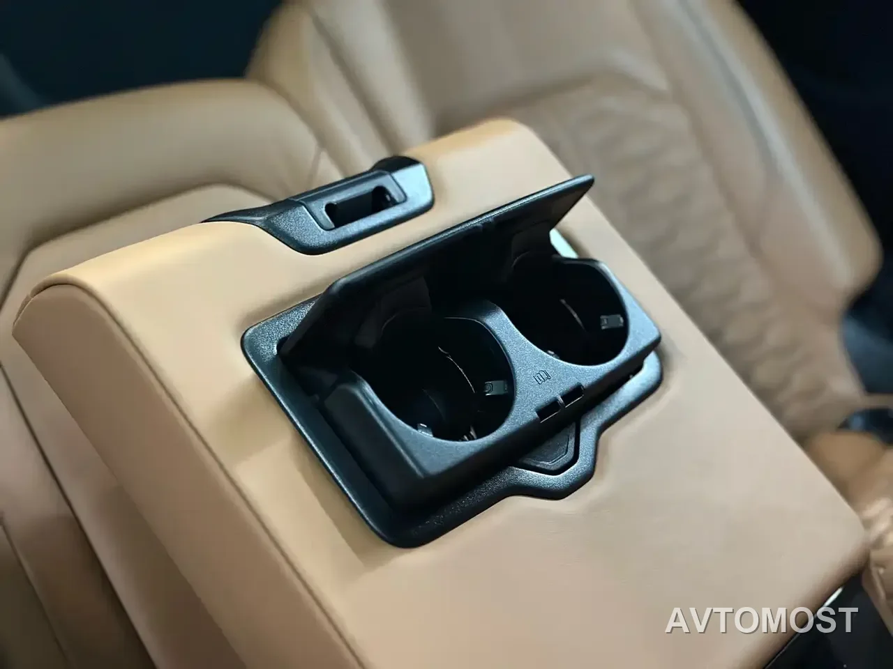 Audi RS Q8 2021 RS Q8 4.0T Premium — фото 23