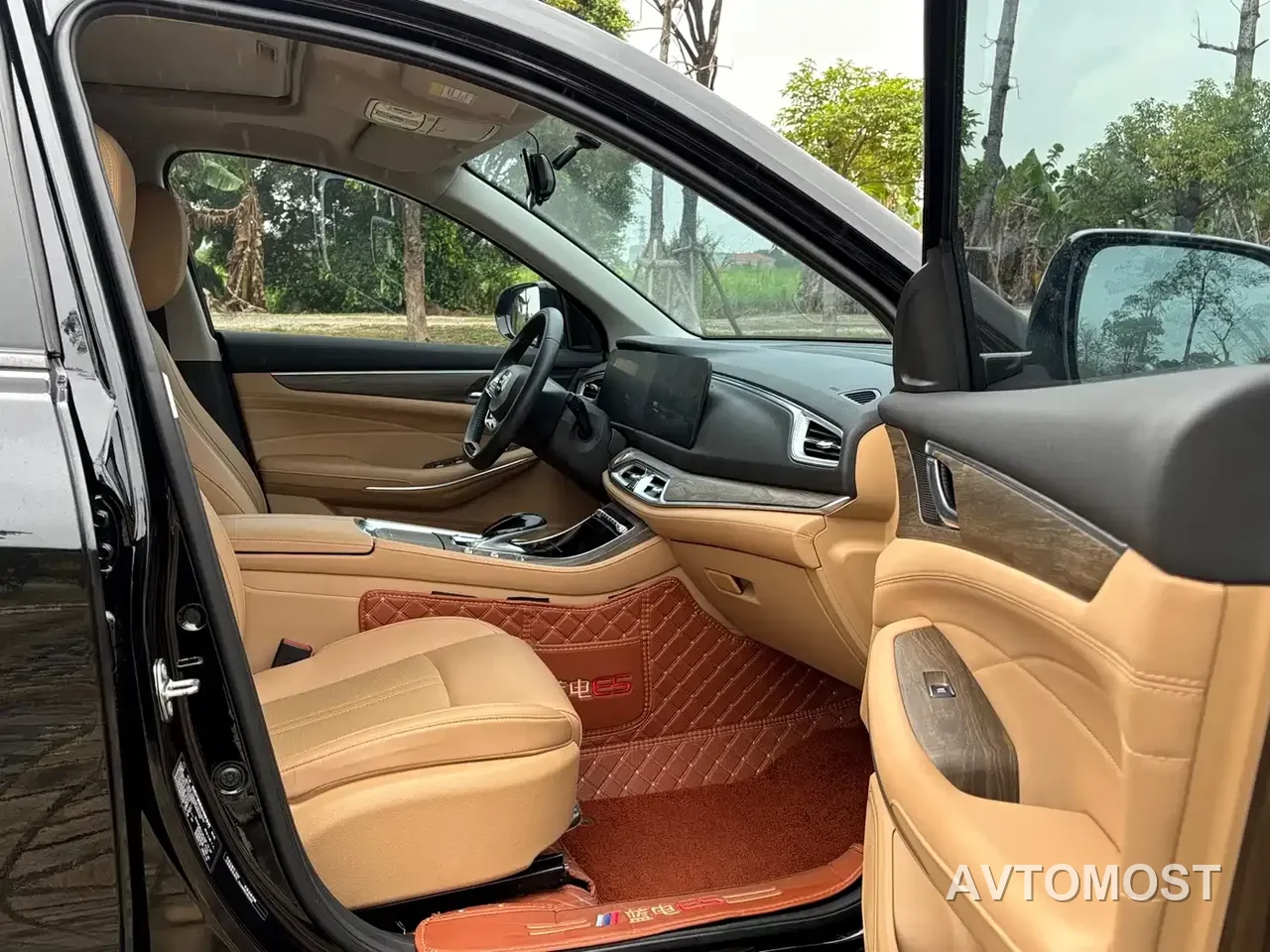 Landian E5 2024 Glory Edition 100KM Comfort Type 7-Seater — фото 5