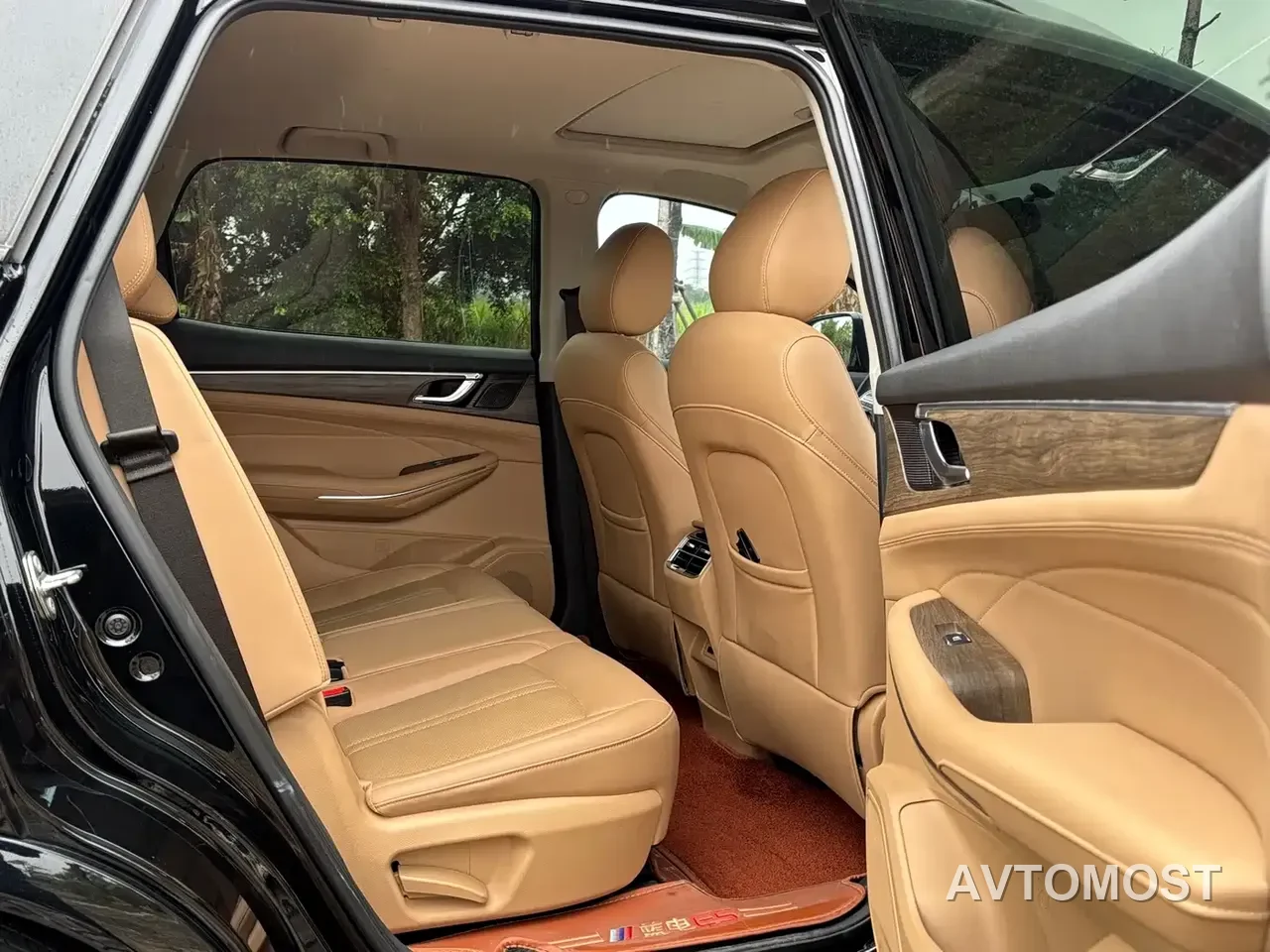 Landian E5 2024 Glory Edition 100KM Comfort Type 7-Seater — фото 6