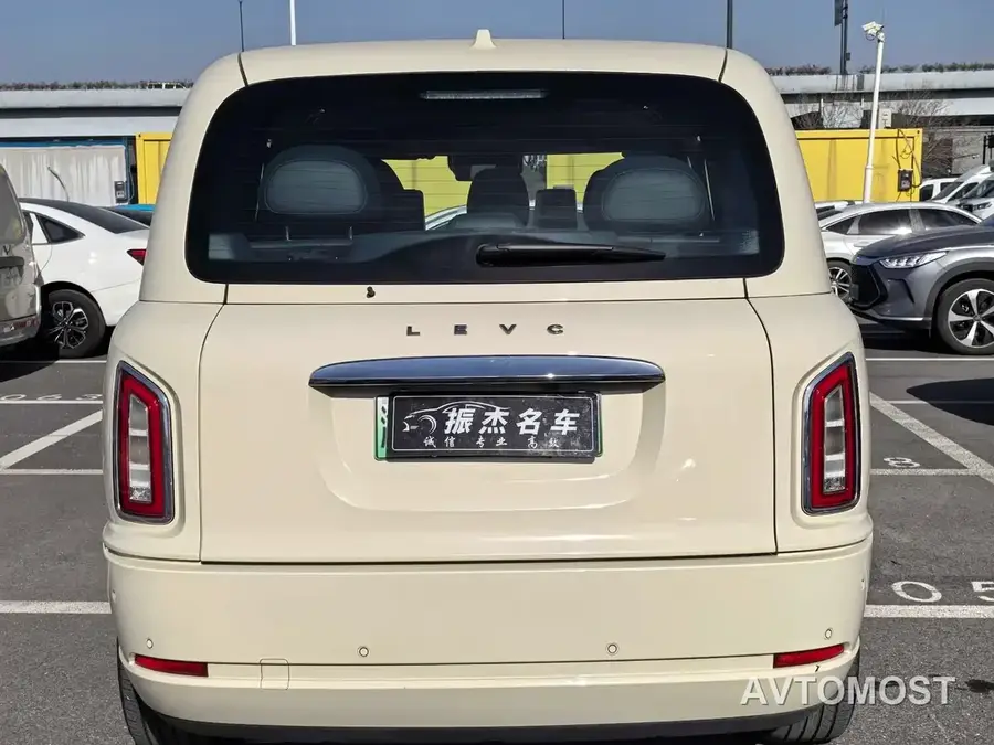Lorinser LX 2021 7-seater Version