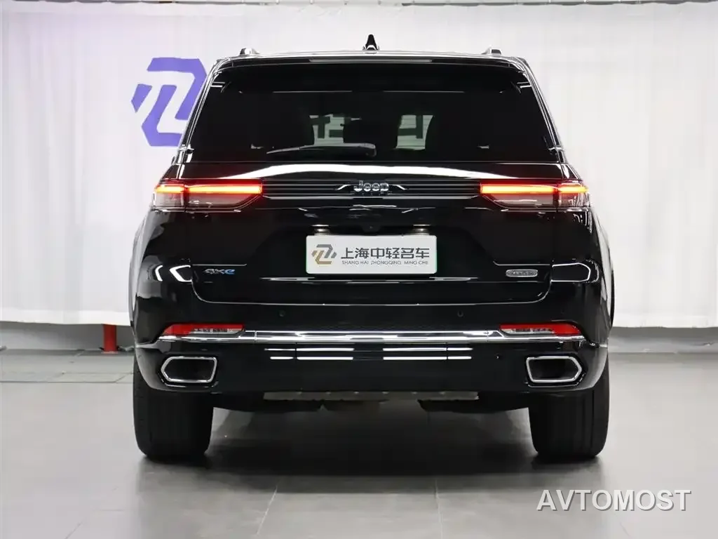 Jeep Grand Cherokee 4xe (Import) 2023 4xe Summit Edition — фото 3