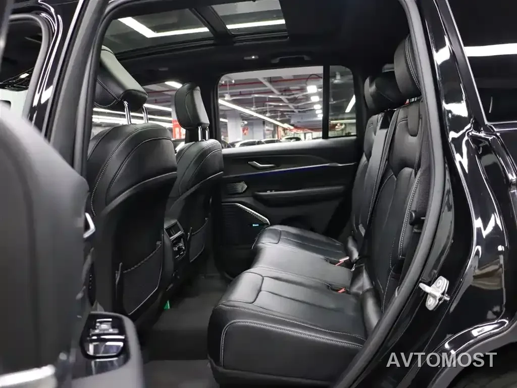 Jeep Grand Cherokee 4xe (Import) 2023 4xe Summit Edition — фото 19