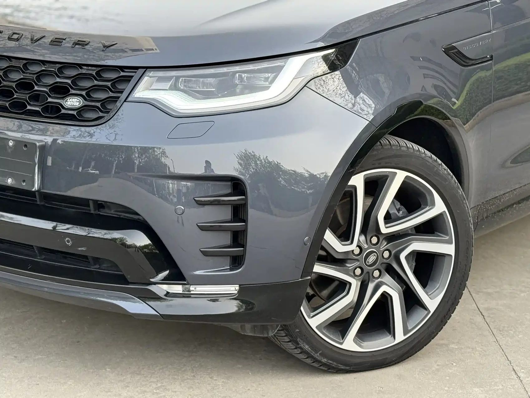 Land Rover Discovery 2024 Model 360PS Dynamic HSE — фото 4