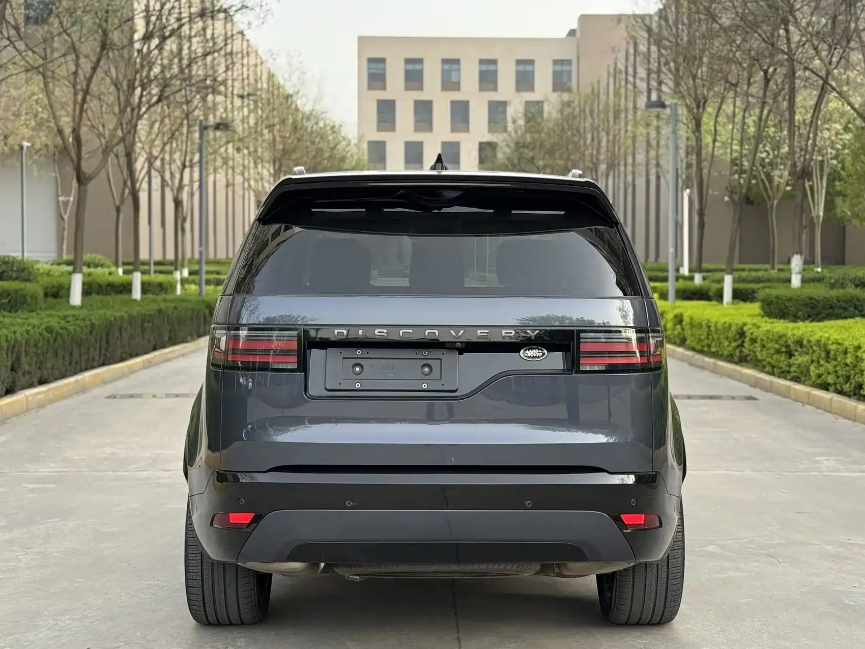 Land Rover Discovery 2024 Model 360PS Dynamic HSE — фото 19