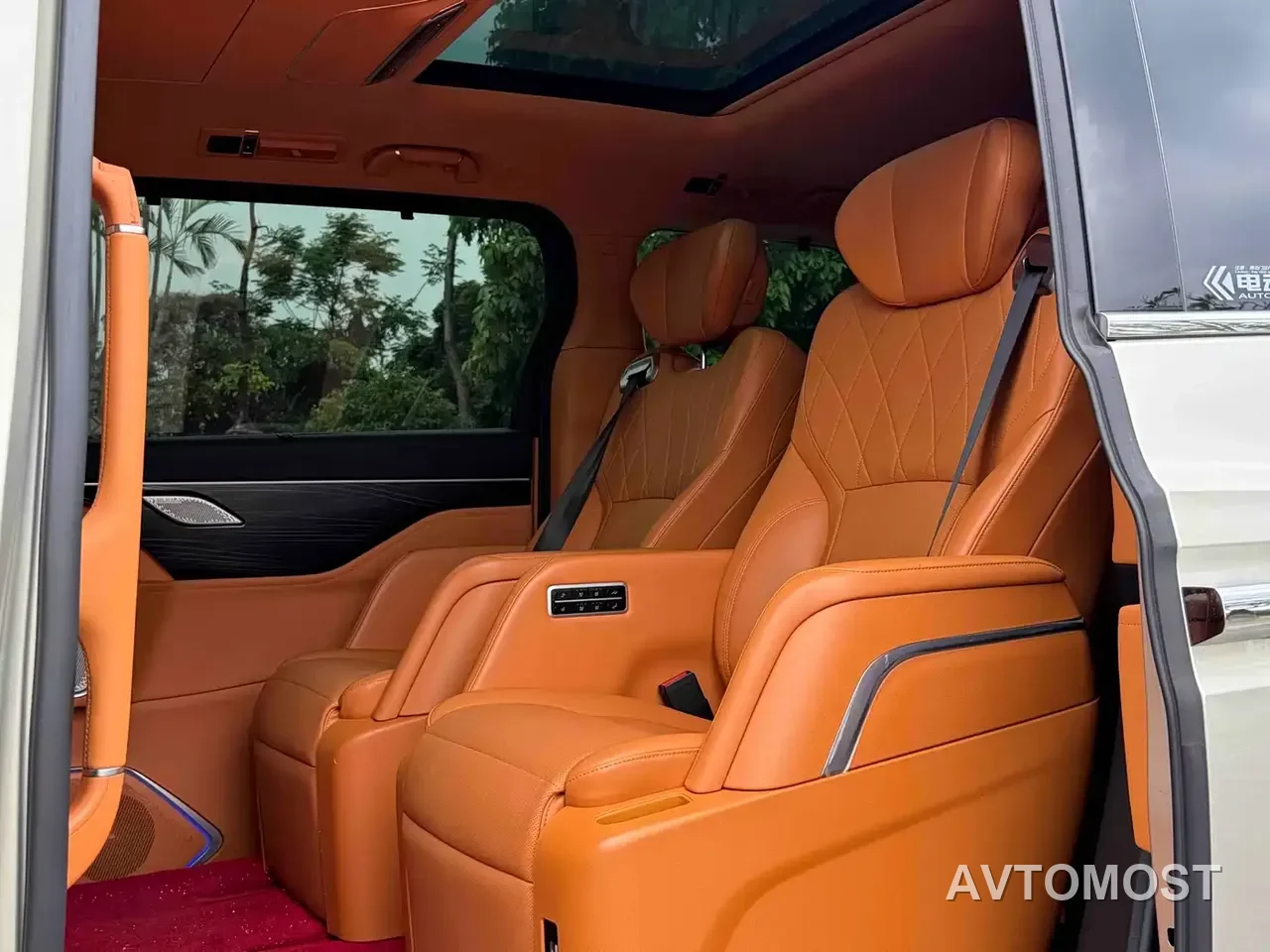 WEY Alpine 2023 AWD Flagship — фото 11