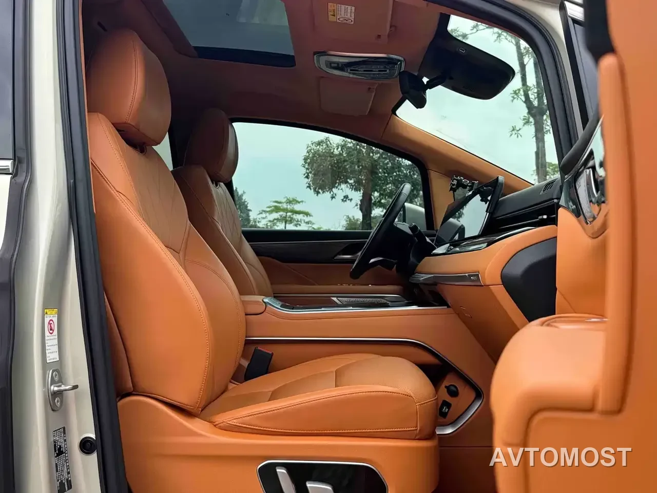 WEY Alpine 2023 AWD Flagship — фото 12