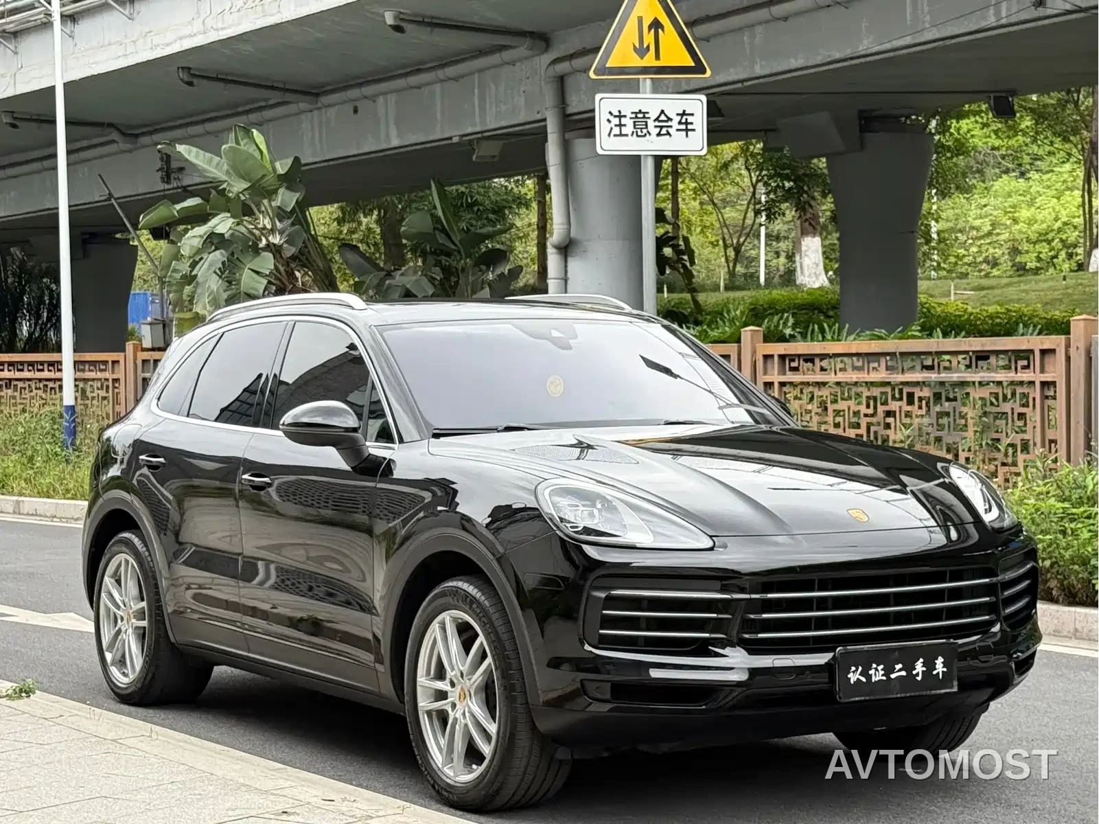 Porsche Cayenne 2019 Cayenne 3.0T — фото 7