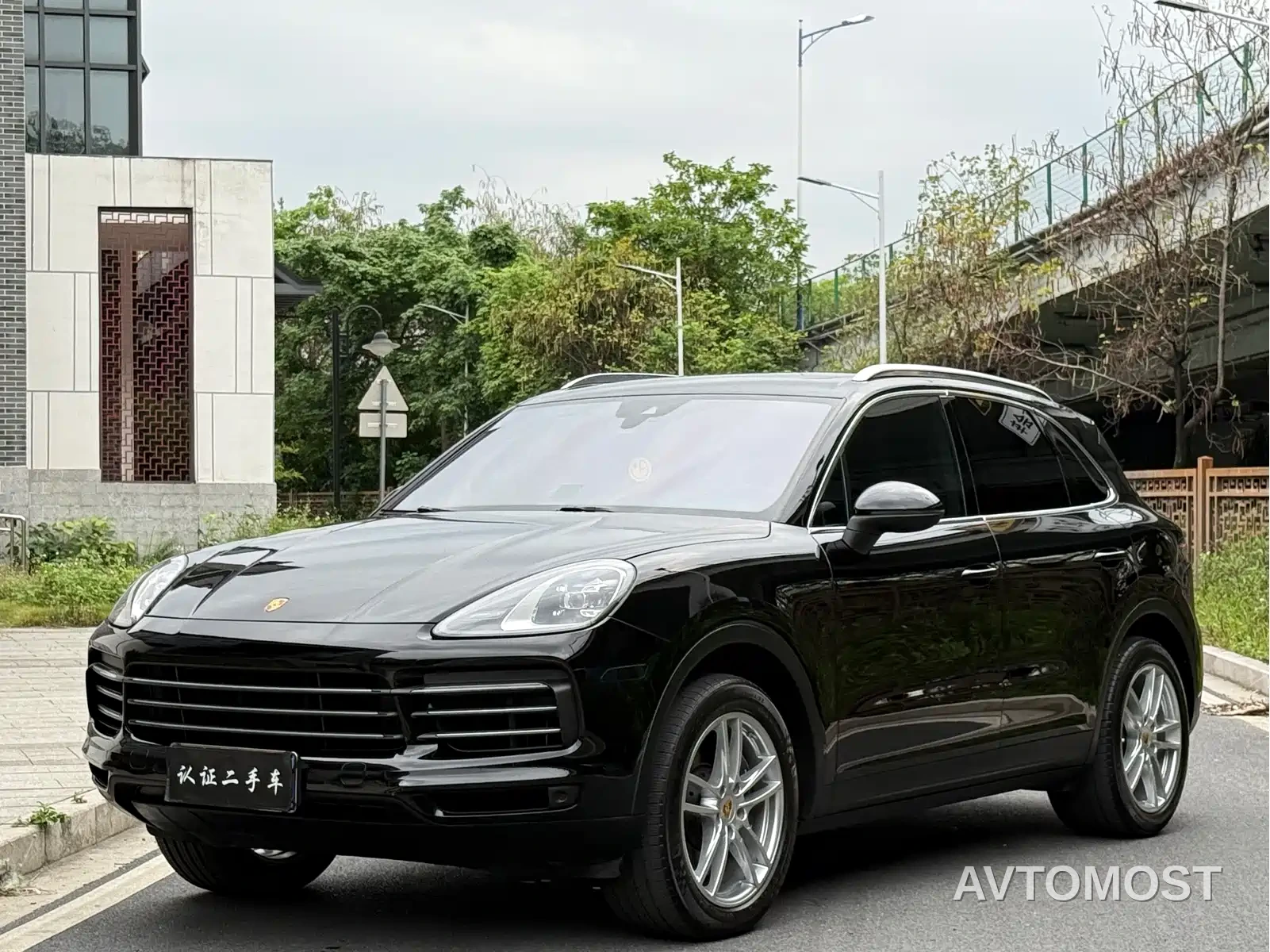 Porsche Cayenne 2019 Cayenne 3.0T — фото 9