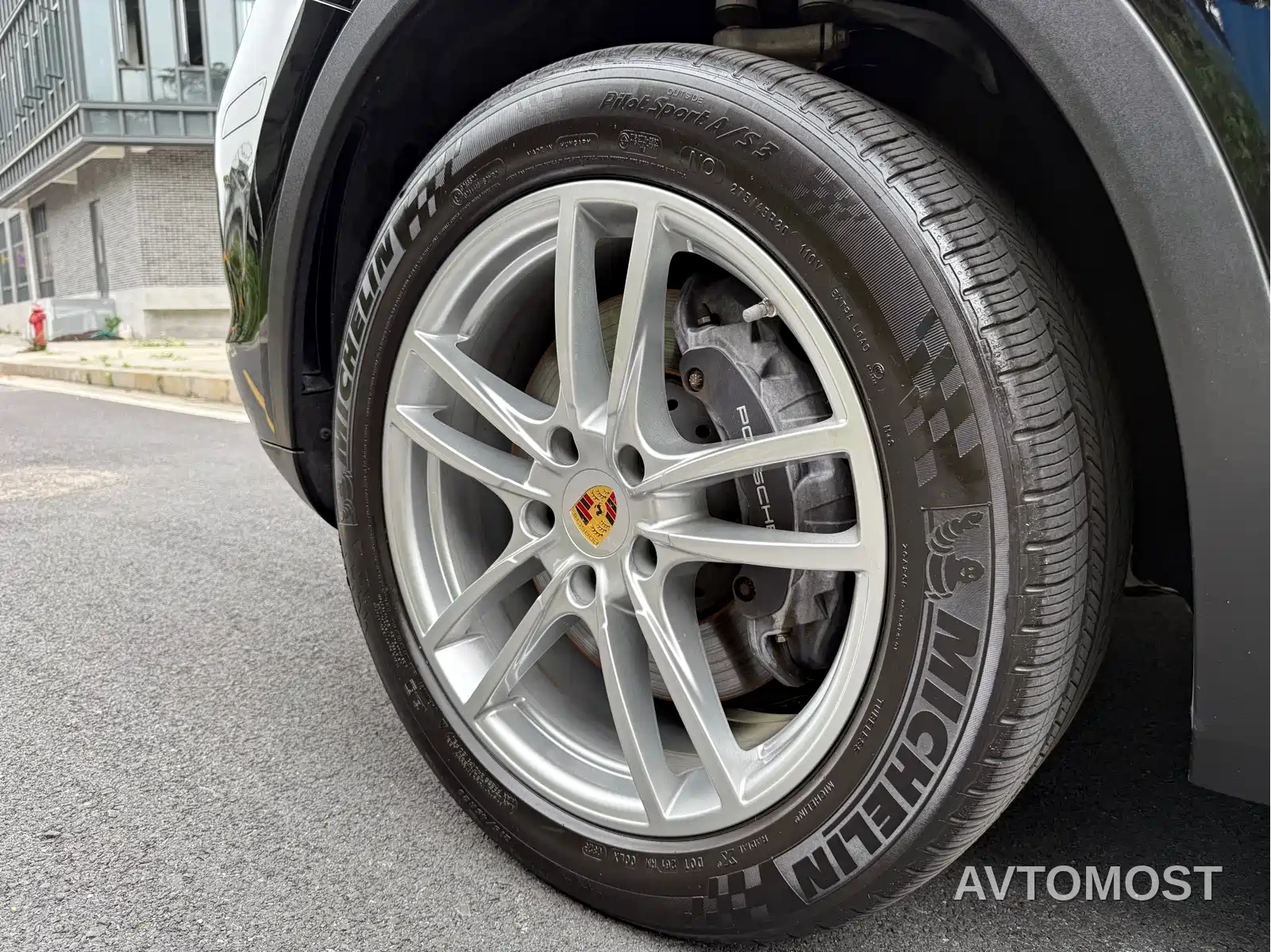 Porsche Cayenne 2019 Cayenne 3.0T — фото 15