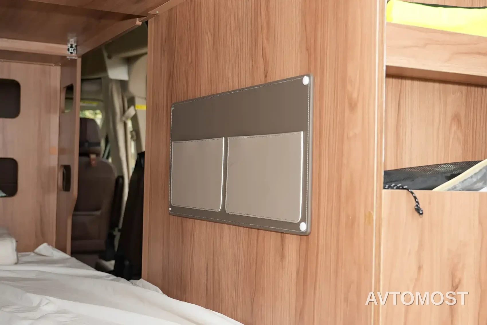 SAIC Maxus V90 RV 2021 2.0T Travel Home V90 Self-Contained Class B RV Luxury Longitudinal Bed — фото 27