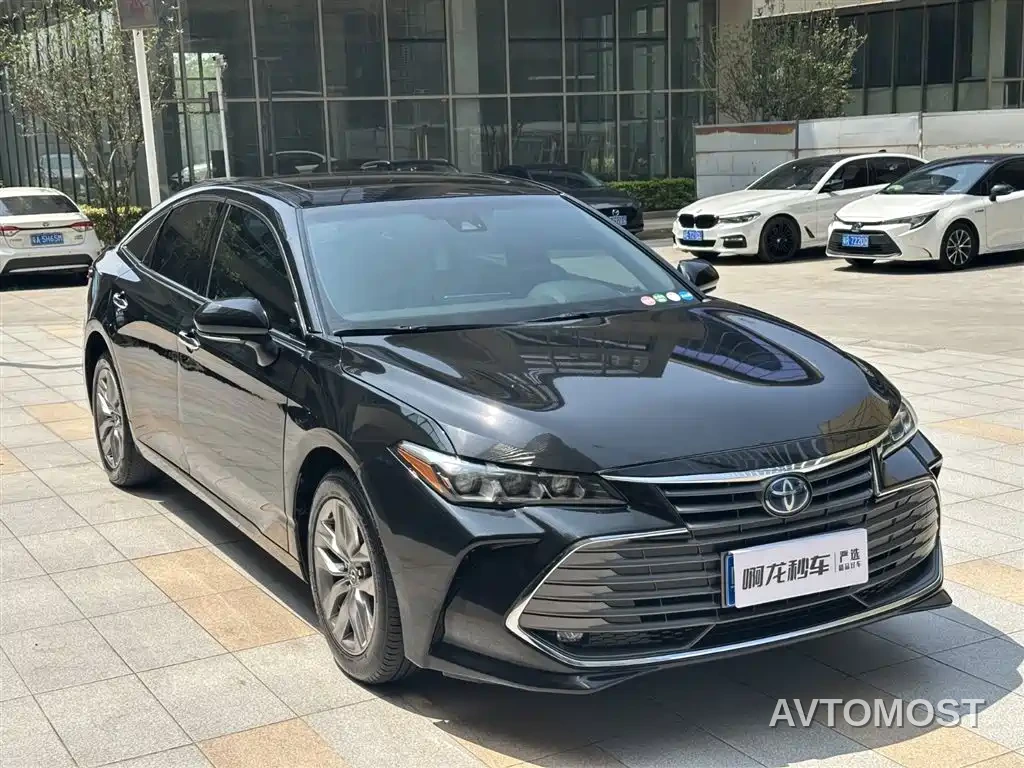 Toyota Avalon 2019 Hybrid 2.5L Luxury Edition China VI — фото 4