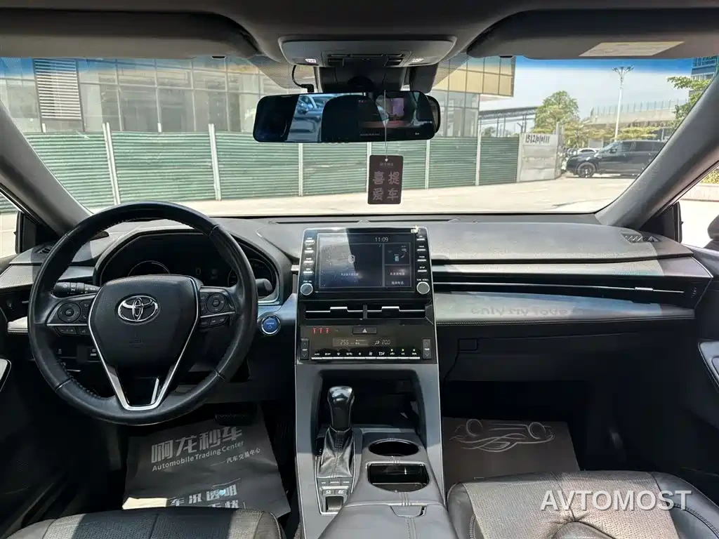Toyota Avalon 2019 Hybrid 2.5L Luxury Edition China VI — фото 6