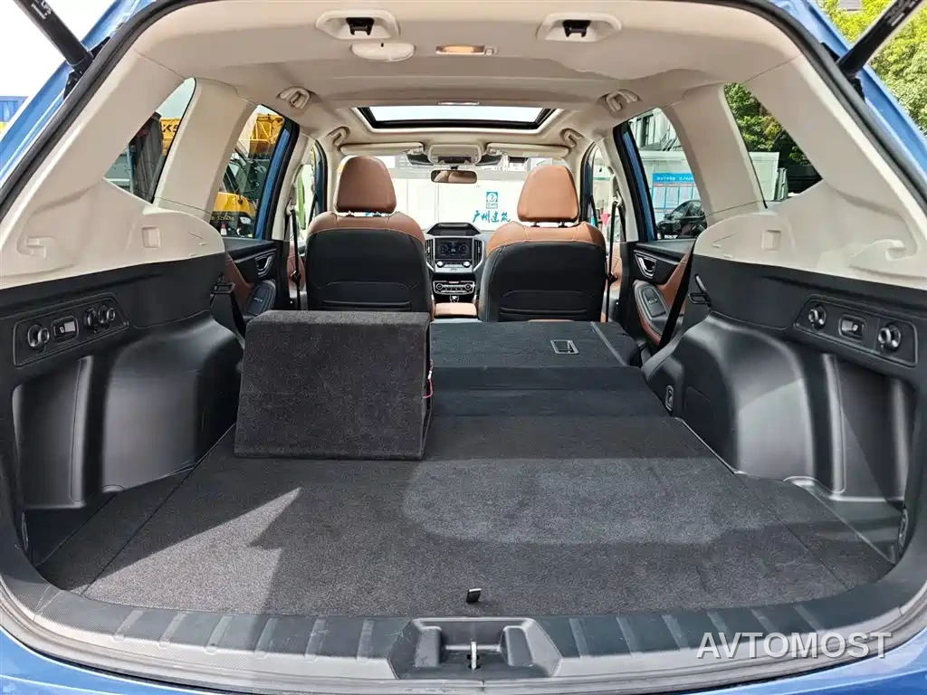 Subaru Forester 2024 2.5i AWD Flagship EyeSight — фото 24
