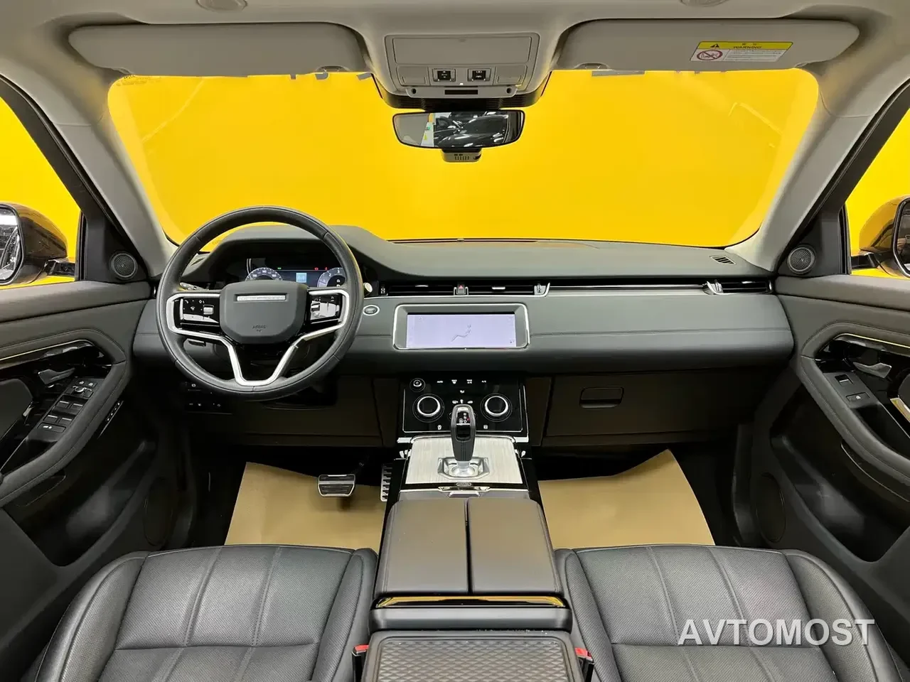 Land Rover Range Rover Evoque New Energy 2022 Range Rover Evoque L P300e Plug-in Hybrid — фото 7