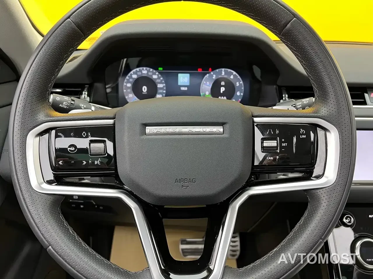 Land Rover Range Rover Evoque New Energy 2022 Range Rover Evoque L P300e Plug-in Hybrid — фото 10