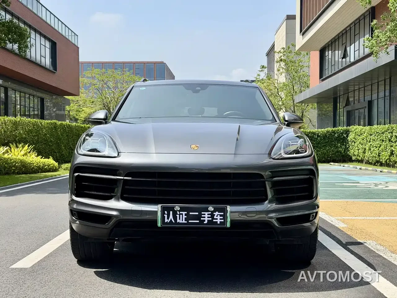 Porsche Cayenne New Energy 2021 Cayenne E-Hybrid 2.0T — фото 2