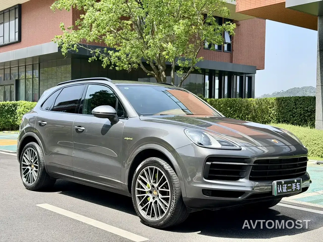 Porsche Cayenne New Energy 2021 Cayenne E-Hybrid 2.0T — фото 3