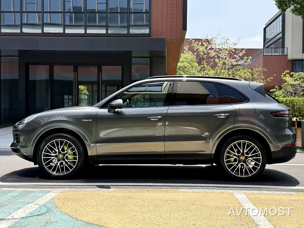 Porsche Cayenne New Energy 2021 Cayenne E-Hybrid 2.0T — фото 16