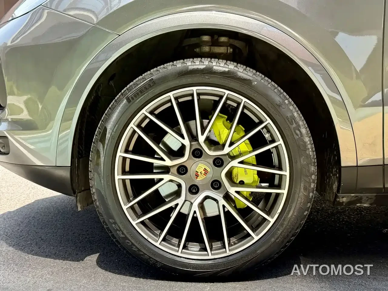 Porsche Cayenne New Energy 2021 Cayenne E-Hybrid 2.0T — фото 17