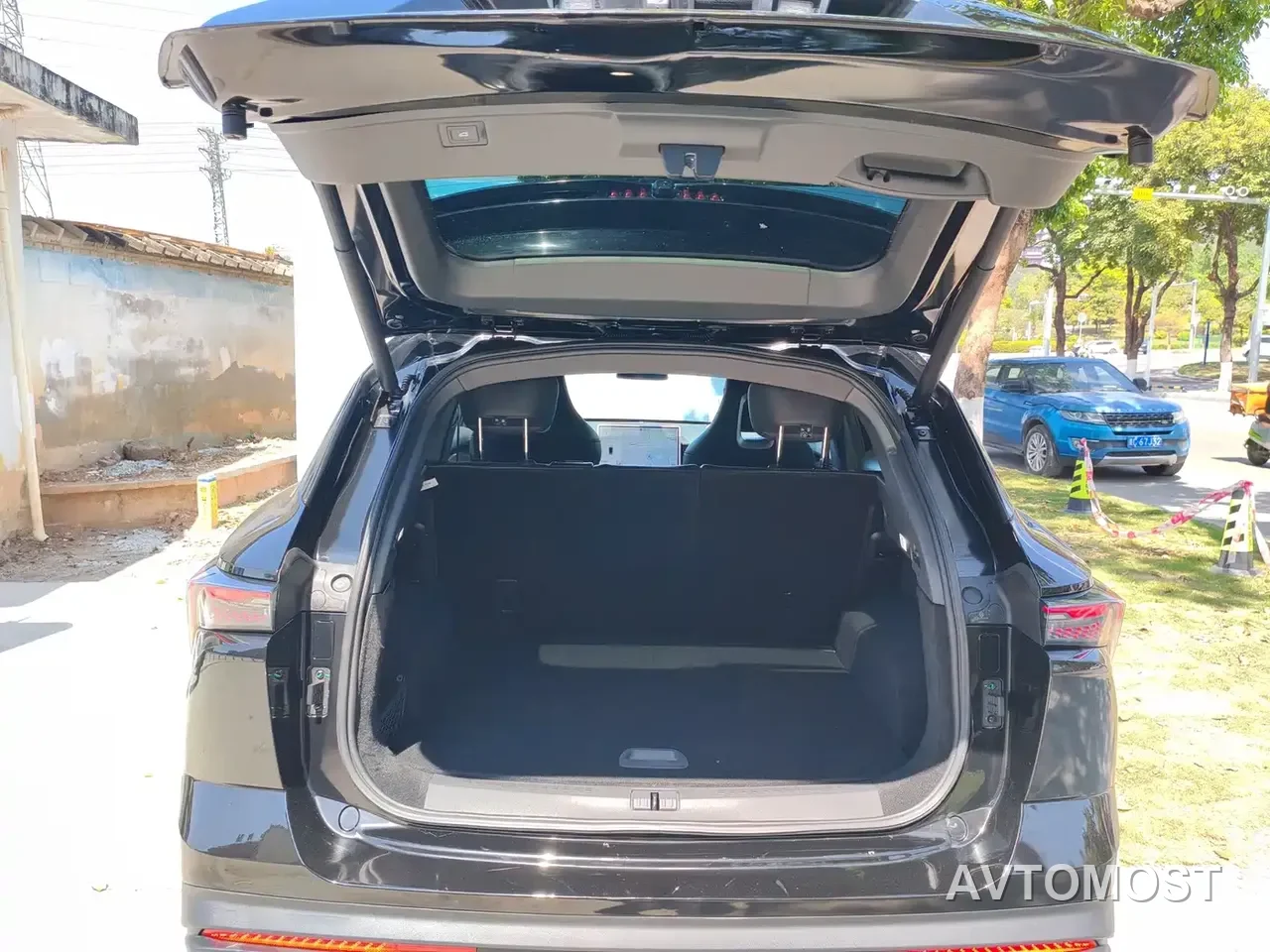Jetour Dasheng i-DM 2022 1.5T DHT Lightning 01 — фото 15