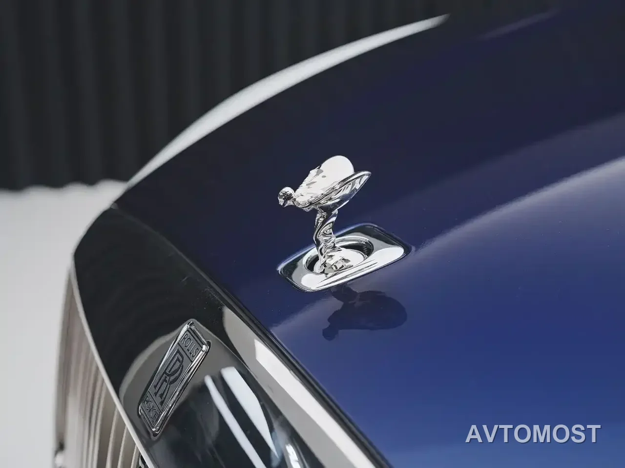 Rolls-Royce Spectre 2024 Standard Model — фото 20