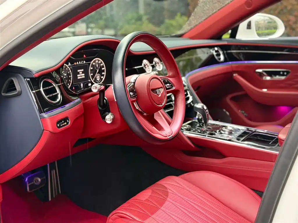 Bentley Flying Spur 2022 4.0T V8 Mulliner — фото 4