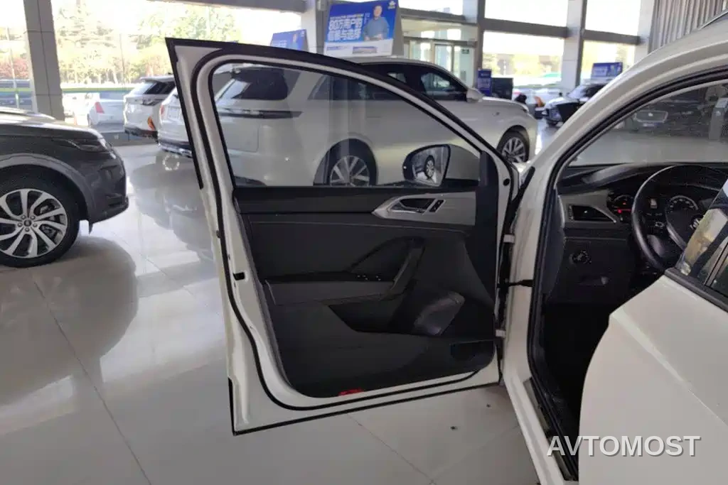 Volkswagen Tharu New Energy 2021 Panorama Premium Edition — фото 7