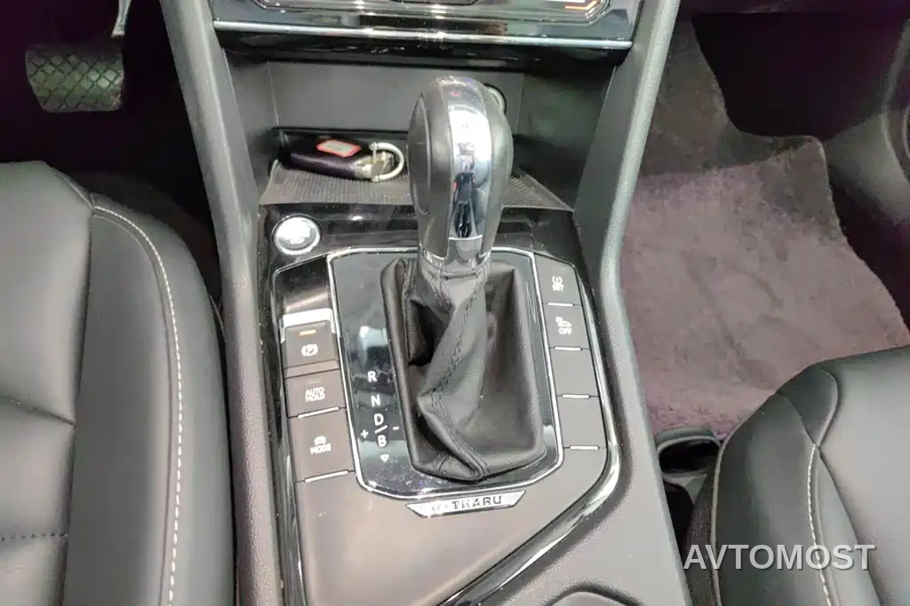 Volkswagen Tharu New Energy 2021 Panorama Premium Edition — фото 12