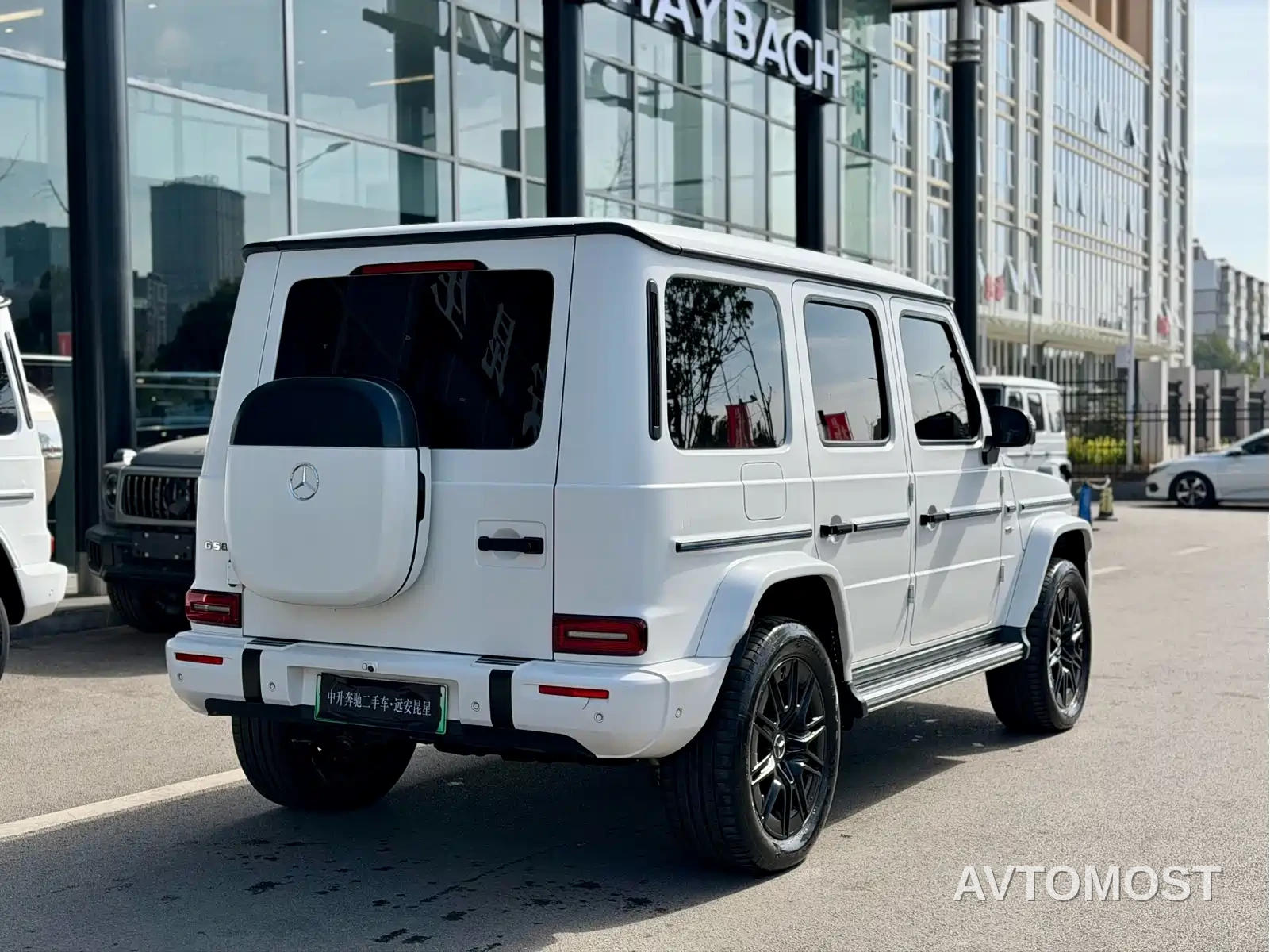 Mercedes-Benz G-Class New Energy 2025 G580 Launch Special Edition — фото 6