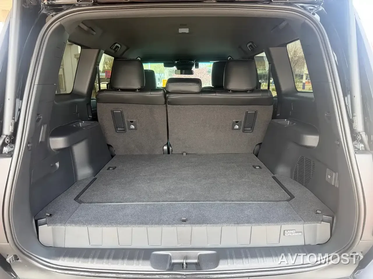 Toyota Prado 2025 2.4T Cross BX Edition 5-seater — фото 12
