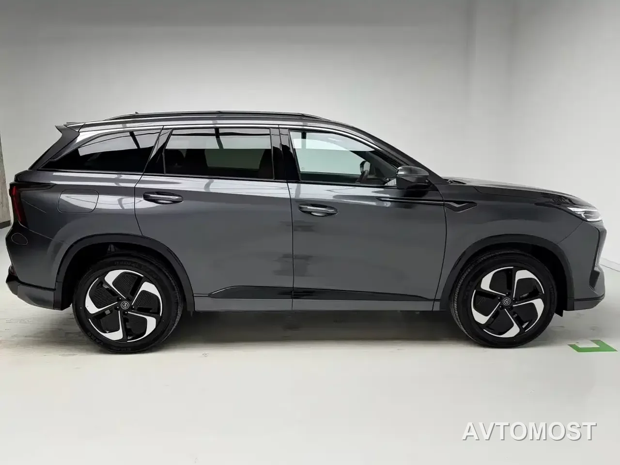 Changan CS75 PLUS iDD 2023 Smart Electric iDD Intelligent Leader Model — фото 17