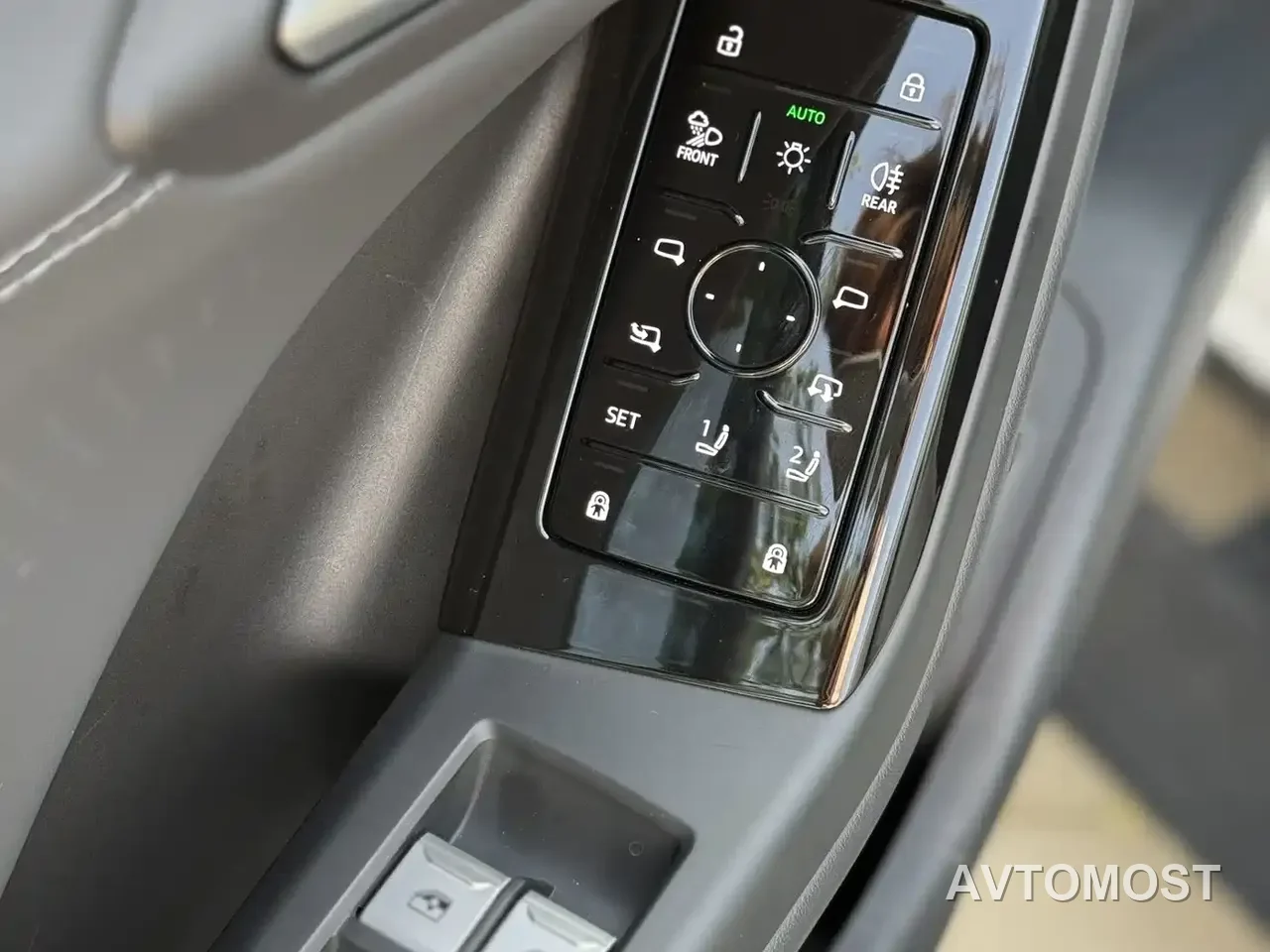 Audi Q6L e-tron 2025 Extended Range Edition — фото 12