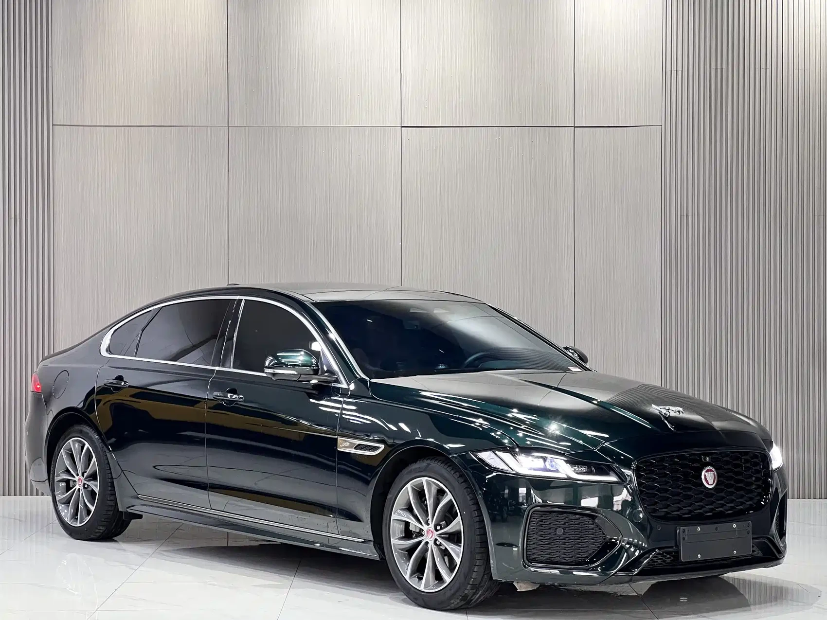 Jaguar XFL 2022 XFL 2.0T P250 2WD Elite Sport — фото 3