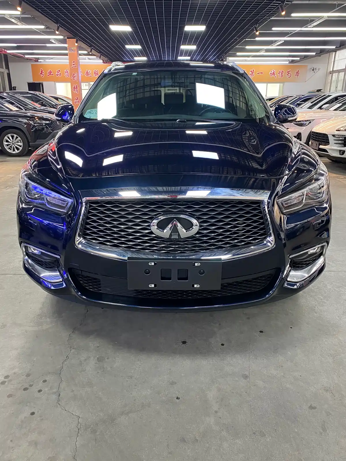 Infiniti QX60 (Import) 2020 2.5 S/C Hybrid 2WD Excellence Edition — фото 2