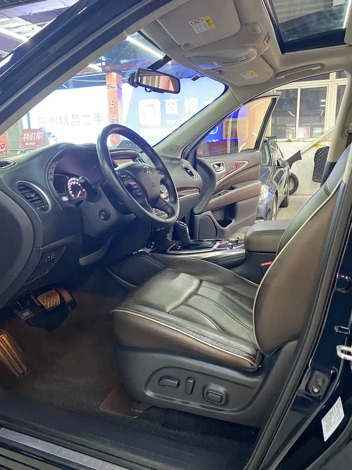 Infiniti QX60 (Import) 2020 2.5 S/C Hybrid 2WD Excellence Edition — фото 9