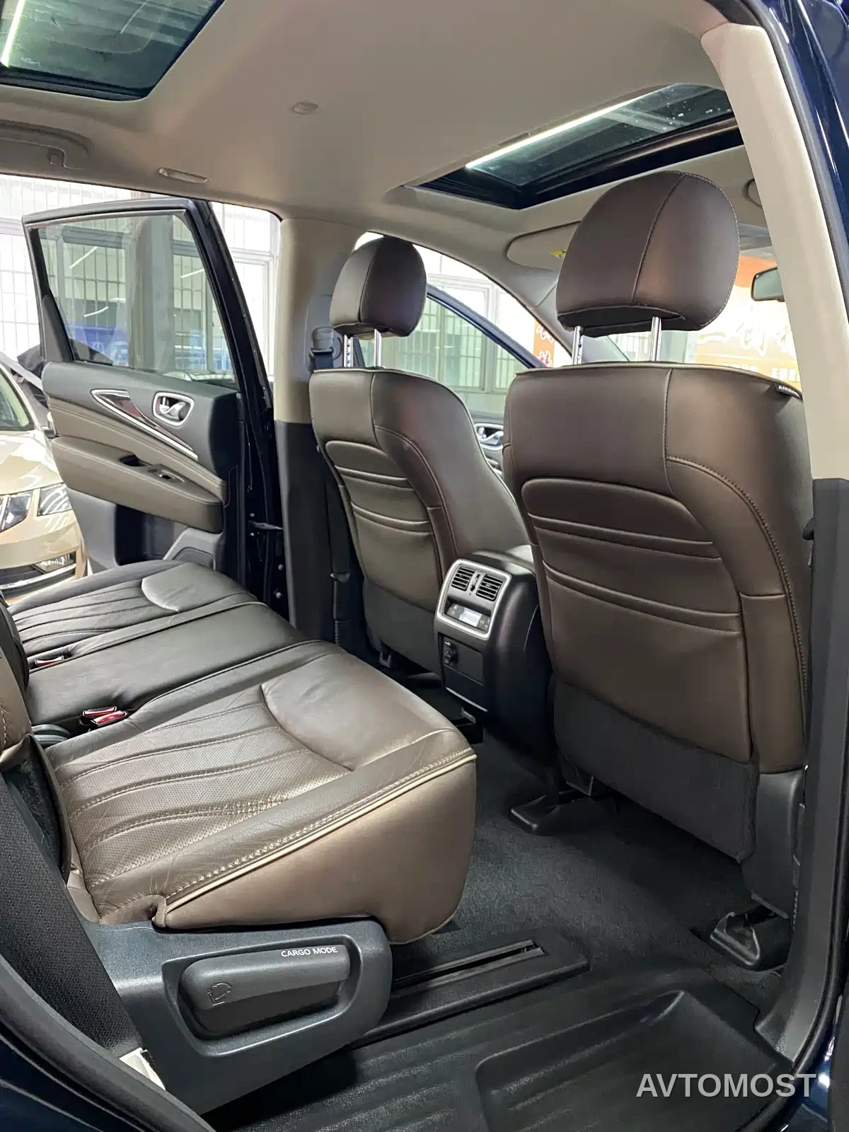 Infiniti QX60 (Import) 2020 2.5 S/C Hybrid 2WD Excellence Edition — фото 12