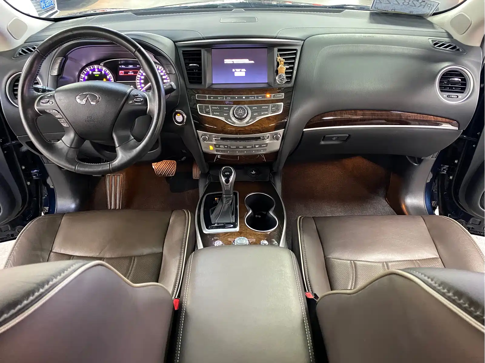 Infiniti QX60 (Import) 2020 2.5 S/C Hybrid 2WD Excellence Edition — фото 15