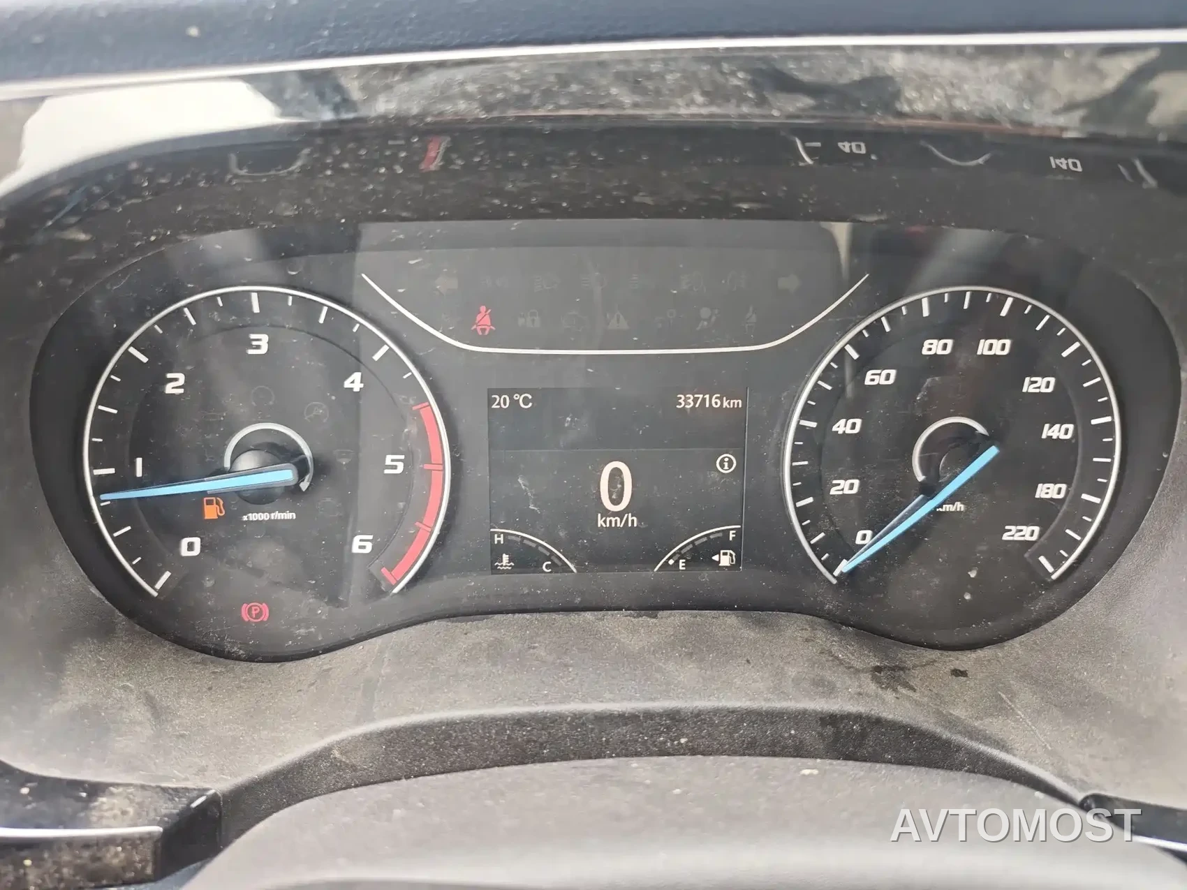 Jiangling JMC Fushun 2025 Model 2.0T 6MT Diesel Short Wheelbase Medium Roof Commercial MPV 5/6 Seats — фото 7
