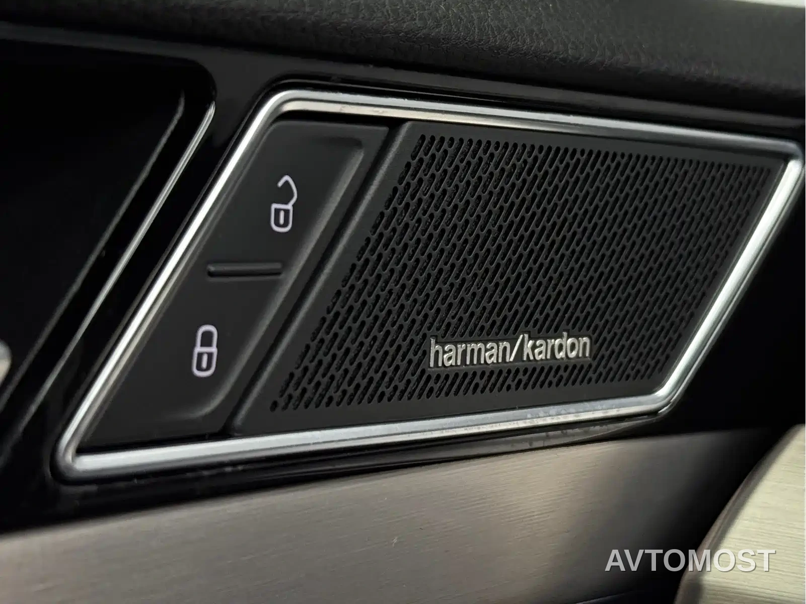 Volkswagen Weilan 2021 2.0T Touring — фото 12