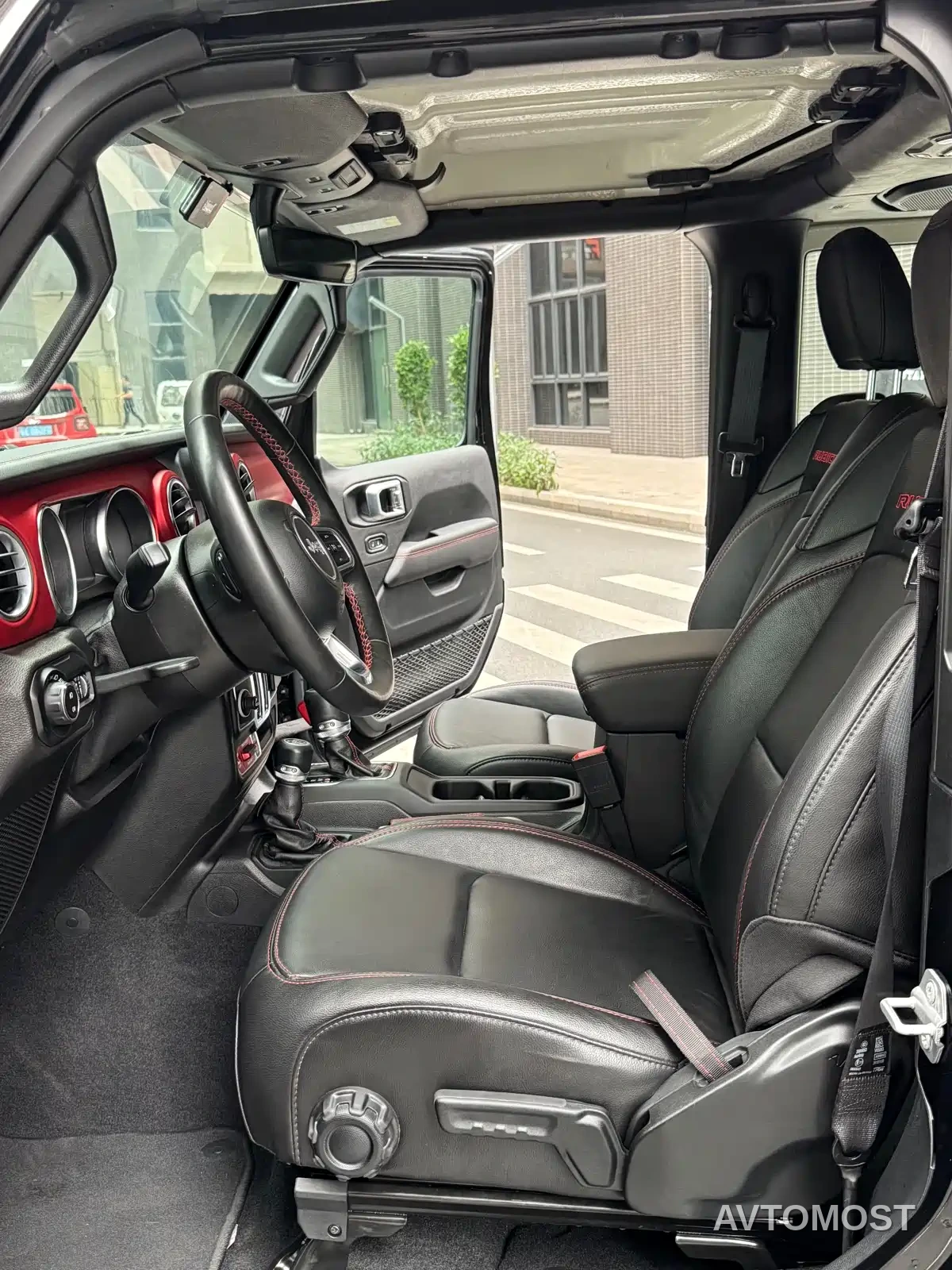 Jeep Wrangler 2021 2.0T Rubicon Two-Door — фото 5